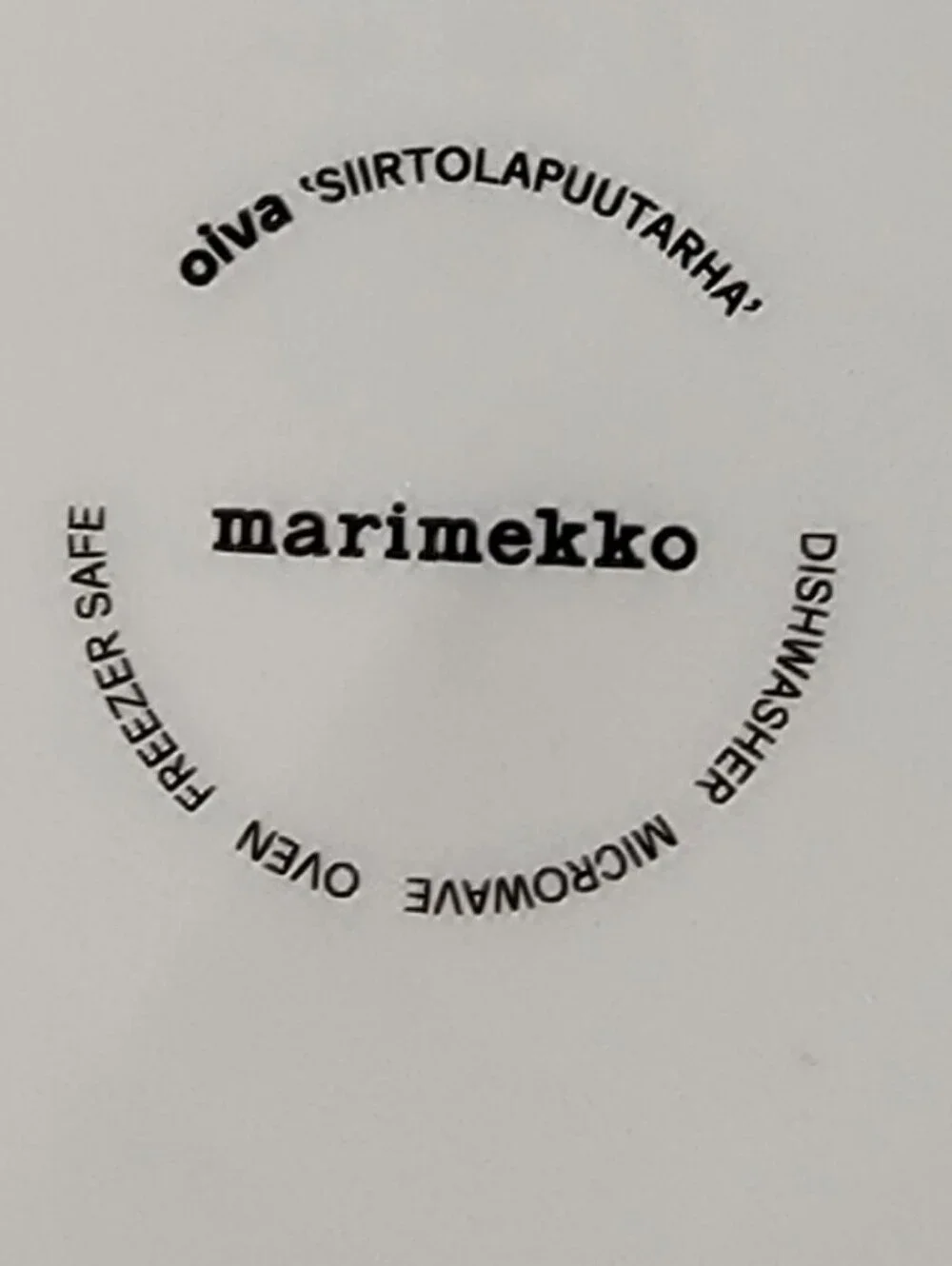 Marimekko Oiva Siirtolapuutarah Black White Floral Retro Salad Plates Stoneware